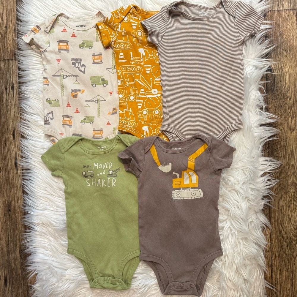 Lot of 5 Carter’s Baby Boy Construction Trucks Excavator Bodysuits Size 9 Months